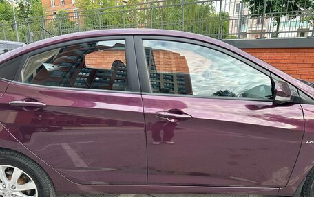 Hyundai Solaris II рестайлинг, 2011 год, 820 000 рублей, 9 фотография