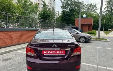 Hyundai Solaris II рестайлинг, 2011 год, 820 000 рублей, 14 фотография
