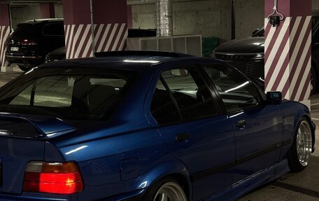 BMW 3 серия, 1992 год, 749 000 рублей, 16 фотография