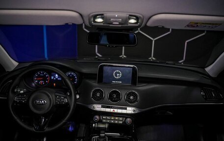 KIA Stinger I, 2018 год, 2 100 000 рублей, 12 фотография