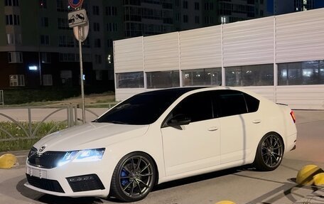 Skoda Octavia, 2018 год, 1 980 000 рублей, 18 фотография