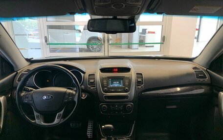 KIA Sorento II рестайлинг, 2015 год, 1 960 500 рублей, 11 фотография