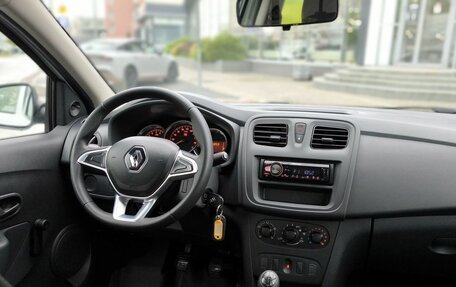 Renault Logan II, 2021 год, 1 035 000 рублей, 12 фотография