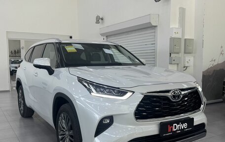 Toyota Highlander, 2026 год, 5 399 000 рублей, 3 фотография