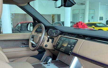 Land Rover Range Rover IV рестайлинг, 2025 год, 24 000 000 рублей, 10 фотография