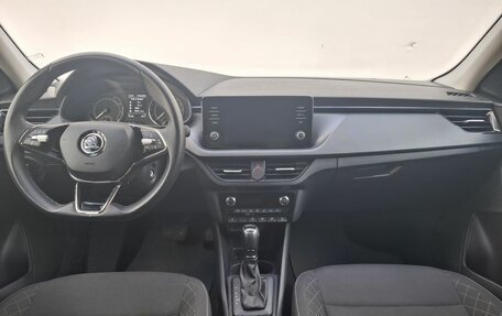 Skoda Rapid II, 2021 год, 1 700 000 рублей, 12 фотография