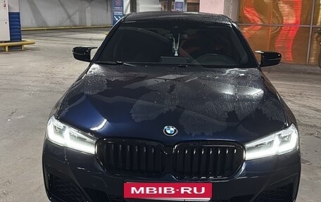 BMW 5 серия, 2020 год, 3 870 000 рублей, 2 фотография
