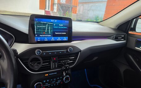 Ford Focus IV, 2018 год, 1 330 000 рублей, 5 фотография