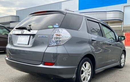 Honda Fit Shuttle I рестайлинг, 2013 год, 750 000 рублей, 3 фотография