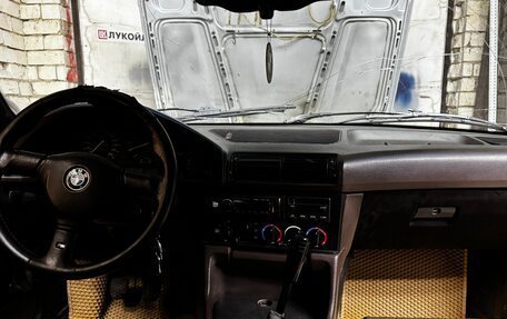 BMW 5 серия, 1991 год, 290 000 рублей, 10 фотография