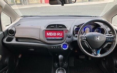 Honda Fit Shuttle I рестайлинг, 2013 год, 750 000 рублей, 7 фотография