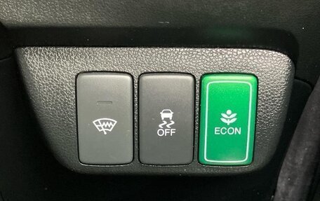 Honda Fit Shuttle I рестайлинг, 2013 год, 750 000 рублей, 14 фотография