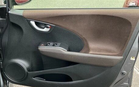 Honda Fit Shuttle I рестайлинг, 2013 год, 750 000 рублей, 15 фотография