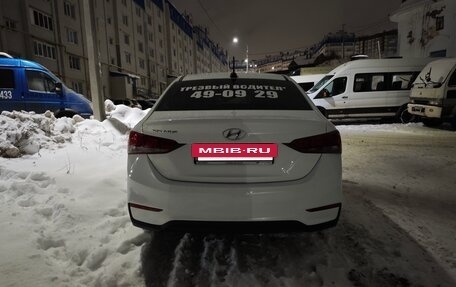 Hyundai Solaris II рестайлинг, 2018 год, 900 000 рублей, 9 фотография