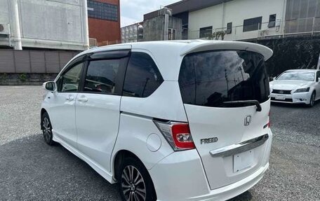 Honda Freed I, 2016 год, 801 000 рублей, 4 фотография