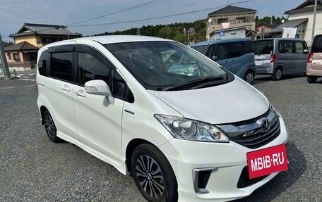 Honda Freed I, 2016 год, 801 000 рублей, 3 фотография