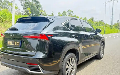 Lexus NX I, 2020 год, 2 900 000 рублей, 6 фотография