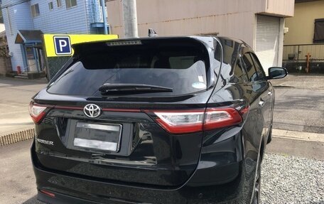 Toyota Harrier, 2020 год, 2 280 000 рублей, 3 фотография