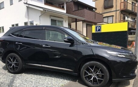 Toyota Harrier, 2020 год, 2 280 000 рублей, 6 фотография