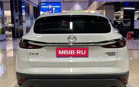 Mazda CX-4, 2022 год, 1 895 000 рублей, 5 фотография