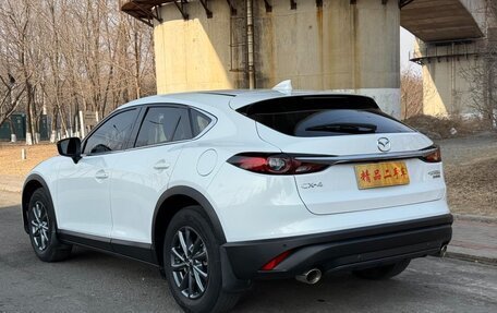 Mazda CX-4, 2022 год, 1 748 000 рублей, 5 фотография