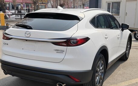 Mazda CX-4, 2022 год, 1 916 000 рублей, 4 фотография