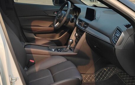 Mazda CX-4, 2022 год, 1 916 000 рублей, 13 фотография