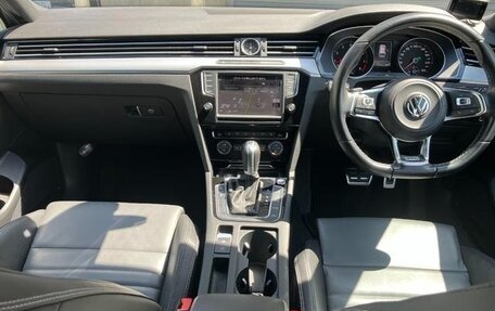Volkswagen Passat B8 рестайлинг, 2016 год, 1 290 000 рублей, 9 фотография