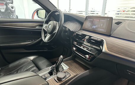 BMW 5 серия, 2019 год, 4 395 000 рублей, 4 фотография