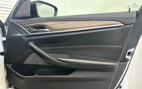 BMW 5 серия, 2019 год, 4 395 000 рублей, 24 фотография