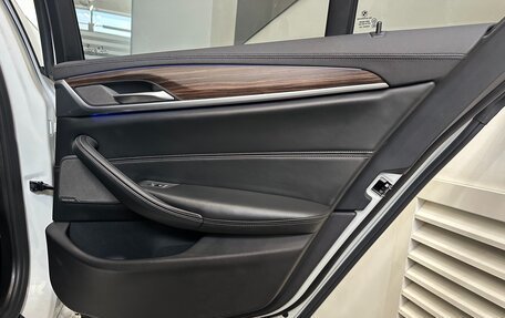 BMW 5 серия, 2019 год, 4 395 000 рублей, 23 фотография