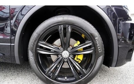 Volkswagen Tiguan II, 2018 год, 1 570 000 рублей, 6 фотография