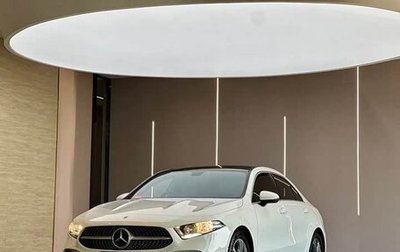 Mercedes-Benz A-Класс, 2022 год, 2 100 000 рублей, 1 фотография