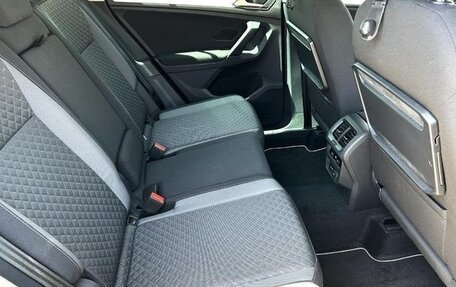 Volkswagen Tiguan II, 2017 год, 1 630 000 рублей, 8 фотография