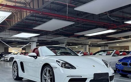 Porsche Boxster, 2022 год, 4 210 000 рублей, 2 фотография