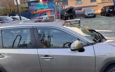 Toyota RAV4, 2021 год, 3 900 000 рублей, 4 фотография