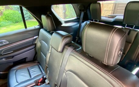 Ford Explorer VI, 2018 год, 2 890 000 рублей, 5 фотография