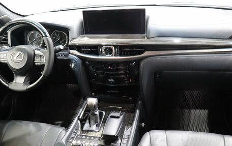 Lexus LX III, 2019 год, 9 250 000 рублей, 14 фотография