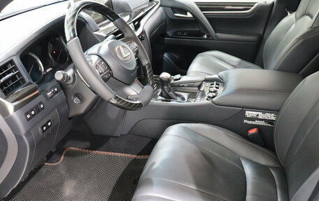 Lexus LX III, 2019 год, 9 250 000 рублей, 17 фотография