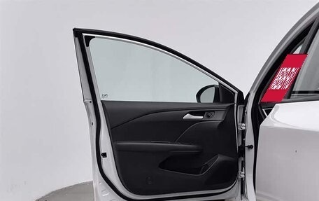 Chevrolet Monza, 2022 год, 1 039 000 рублей, 13 фотография