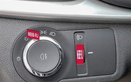 Chevrolet Monza, 2022 год, 1 039 000 рублей, 12 фотография