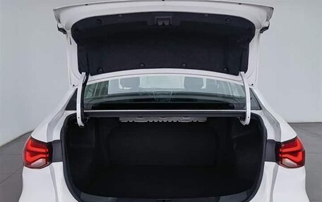 Chevrolet Monza, 2021 год, 1 132 000 рублей, 14 фотография
