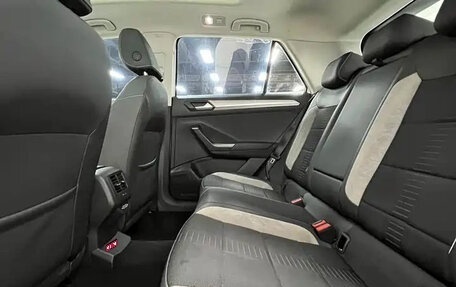 Volkswagen T-Roc I, 2022 год, 1 540 000 рублей, 7 фотография