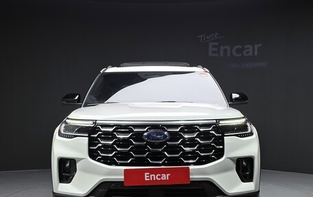 Ford Explorer VI, 2024 год, 6 930 000 рублей, 3 фотография