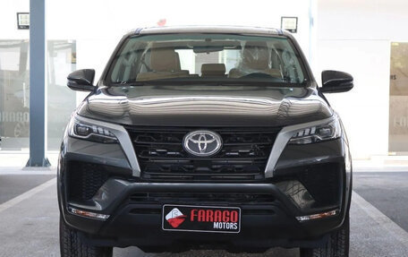 Toyota Fortuner II, 2026 год, 4 750 000 рублей, 2 фотография