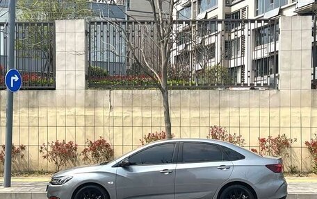 Chevrolet Monza, 2021 год, 1 121 000 рублей, 7 фотография