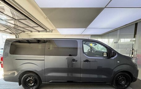 Peugeot Traveller I, 2021 год, 2 900 000 рублей, 5 фотография