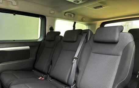 Peugeot Traveller I, 2021 год, 2 900 000 рублей, 15 фотография