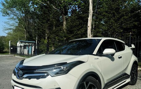 Toyota C-HR I рестайлинг, 2017 год, 2 050 000 рублей, 2 фотография
