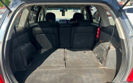 Toyota Wish II, 2003 год, 809 000 рублей, 13 фотография
